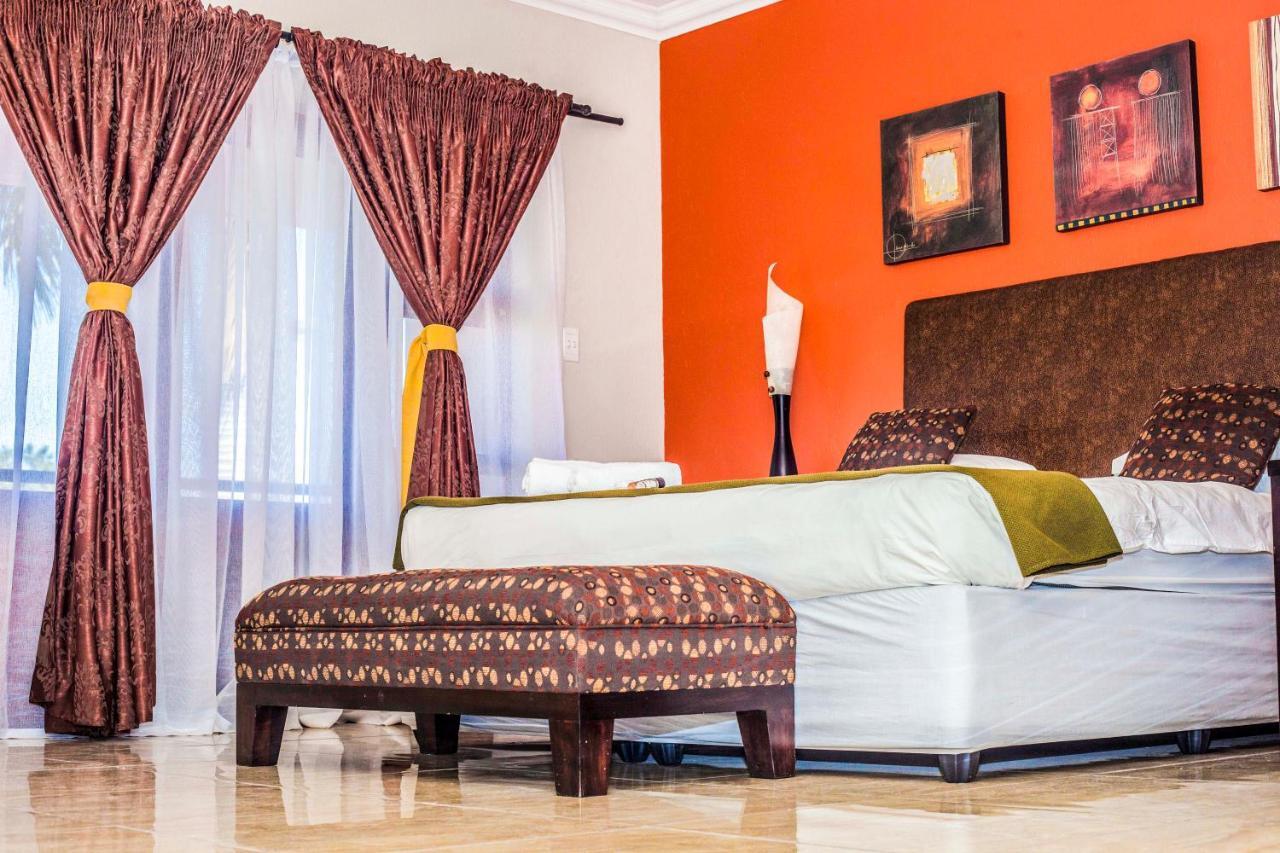 Coyotes Hotel & Conference Centre Mbombela Екстериор снимка